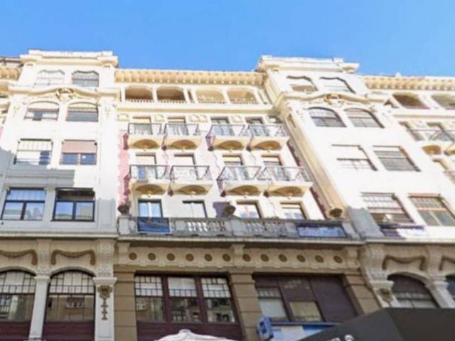 Piso en Venta en Salesas Foncalada Campoamor