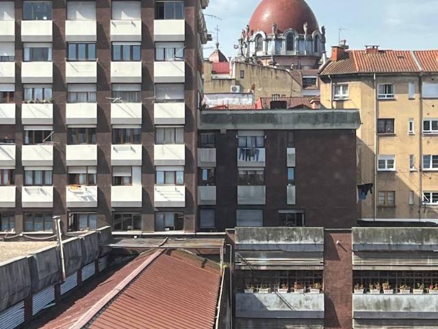 Piso en Venta en Salesas Foncalada Campoamor