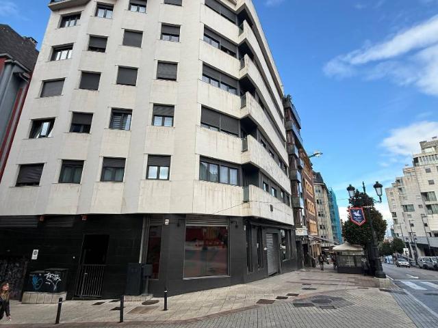Piso en Venta en Salesas Foncalada Campoamor