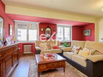 Piso en Venta en Salesas Foncalada Campoamor