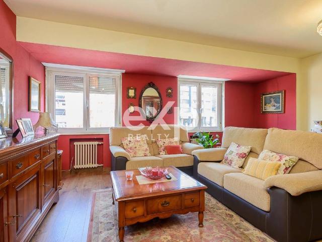 Piso en Venta en Salesas Foncalada Campoamor