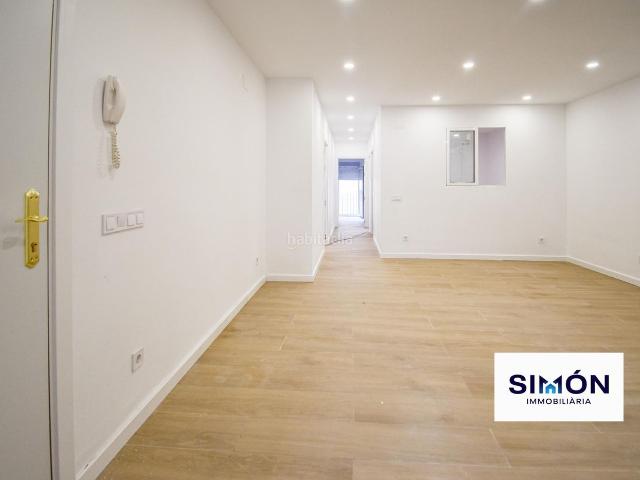Piso en venta en Sallent. Piso recién reformado con 3 habitaciones y traster 90m2 en Sallent!. Pisos.