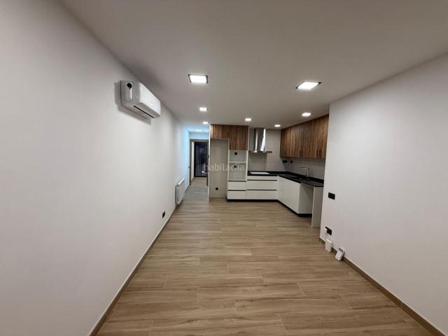 Piso en venta en Sallent. PLANTA BAJA EN VENTA TOTALMENTE REFORMADO. Pisos.