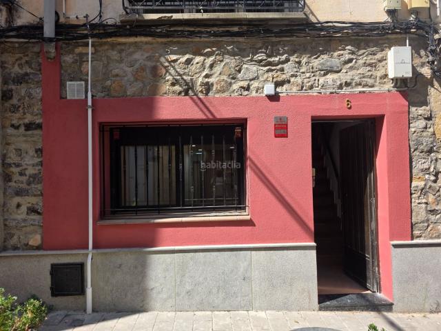 Piso en venta en Sallent. VIVIENDA EN EL CENTRO DE SALLENT. Pisos.