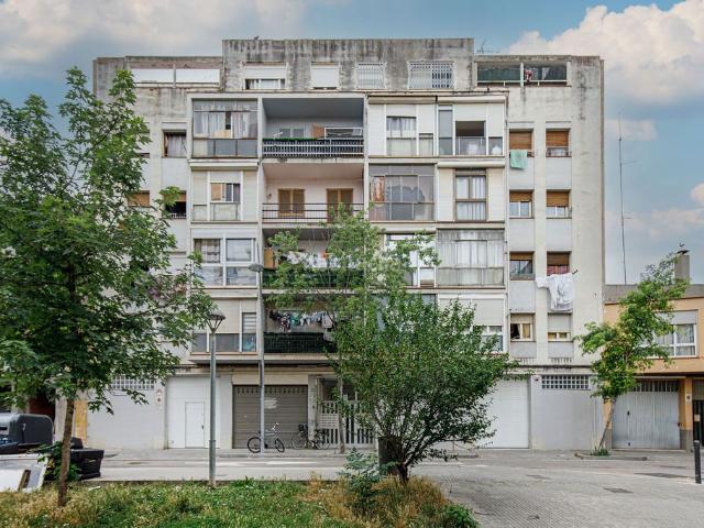 Piso en venta en Salt, Barri dels Escriptors. Solvia Inmobiliaria Piso Salt. Pisos.