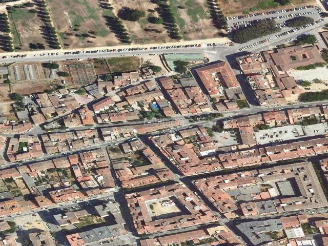 Piso en venta en Salt, Barri Vell. Piso en venta en calle Angel Guimera. Pisos.