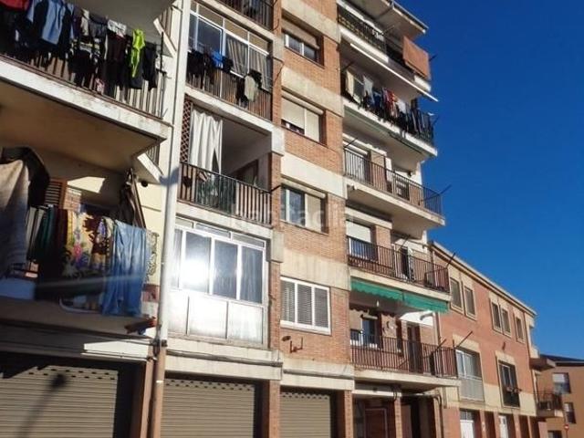 Piso en venta en Salt, Barri Vell. Se vende Piso en Girona Sin Posesión. Pisos.