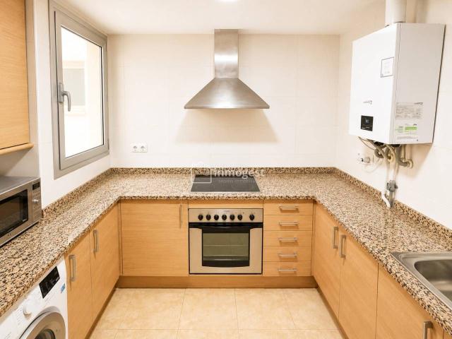 Piso en venta en Salt, Veïnat. PISO EN VENTA EN EL VEÏNAT DE SALT!. Pisos.
