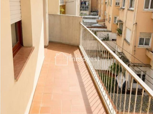 Piso en venta en Salt, Veïnat. PISO EN VENTA EN PLAZA CATALUNYA GIRONA. Pisos.