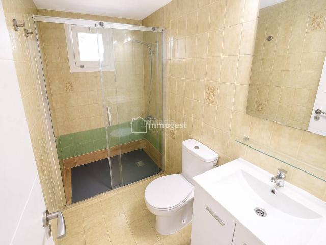 Piso en venta en Salt, Veïnat. PISO EN VENTA EN ZONA VEÏNAT EN SALT!. Pisos.