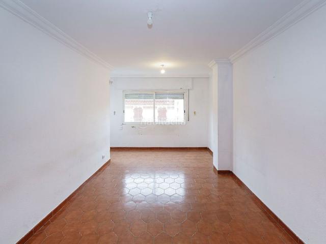 Piso en venta en Salt, Veïnat. Solvia Inmobiliaria Piso Salt. Pisos.