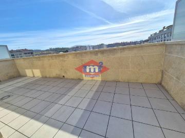 Piso en venta en Salvaterra de Miño. Ático con gran terraza privada y encanto especial. Pisos Salvaterra de.