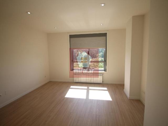 Piso en venta en Salvaterra de Miño. Pisos Salvaterra de.