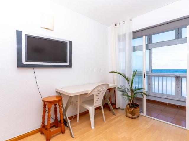 Piso en venta en San Cristóbal de La Laguna, Bajamar. Piso en primera línea con licencia VV. Pisos San Cristóbal de La.