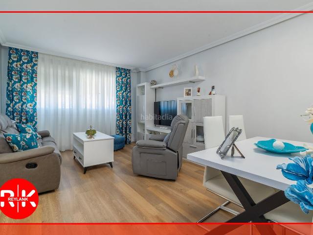 Piso en venta en San Fernando de Henares, Parque Roma Coronas. SAN FERNANDO DE HENARES AVENIDA ALGORTA URBANIZACIÓN LAS ISLAS, VIVIENDA DE 2 HABITACIONES Y 1 BAÑO CON PISCINA. Pisos San Fernando.