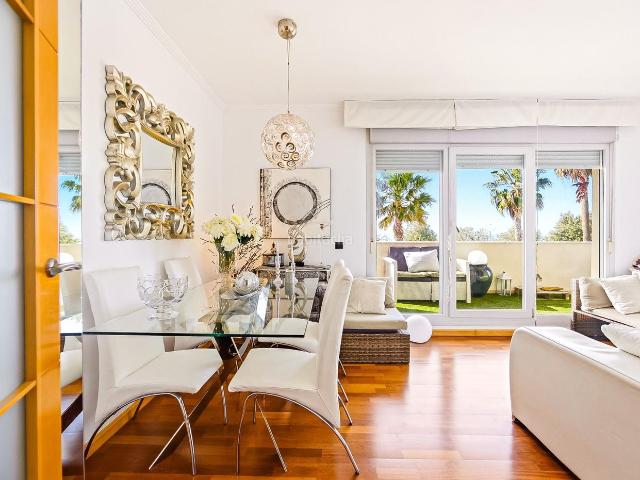 Piso en venta en San Fernando, La Casería San Carlos. Impresionante Piso en Primera Línea de Playa en San Fernando. Pisos San.