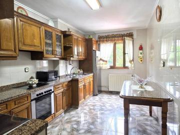 Piso en Venta en San Martín del Rey Aurelio