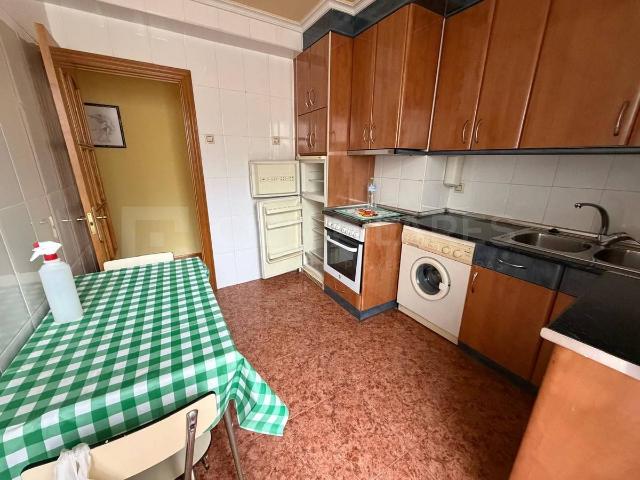 Piso en Venta en San Millán Ayuntamiento