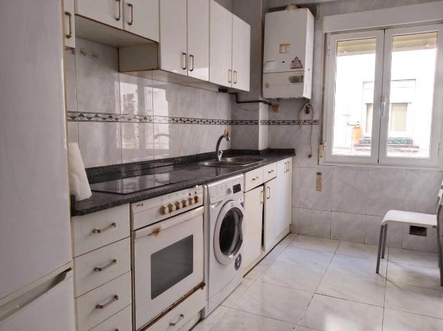 Piso en Venta en San Millán Ayuntamiento
