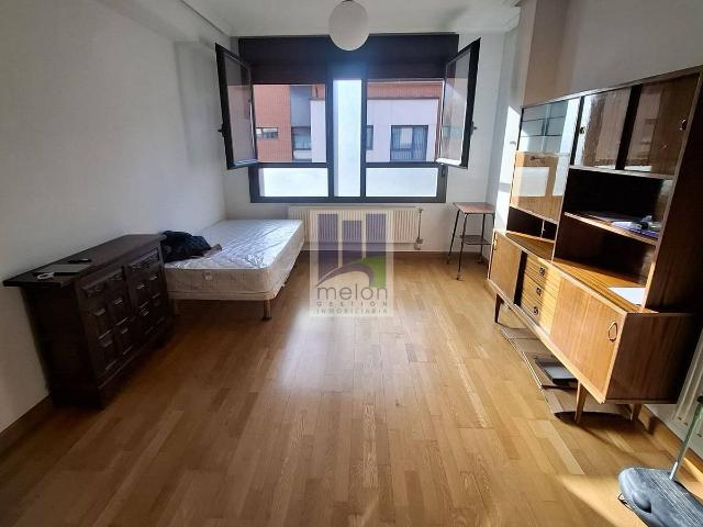 Piso en Venta en San Pedro de la Fuente