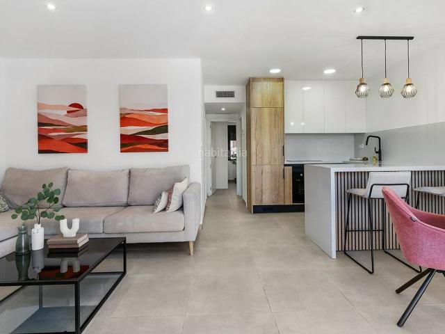 Piso en venta en San Pedro del Pinatar, San Pedro del Pinatar. Apartamento de 3 dormitorios en venta en San Pedro del Pinatar, con piscina. Pisos San Pedro del.