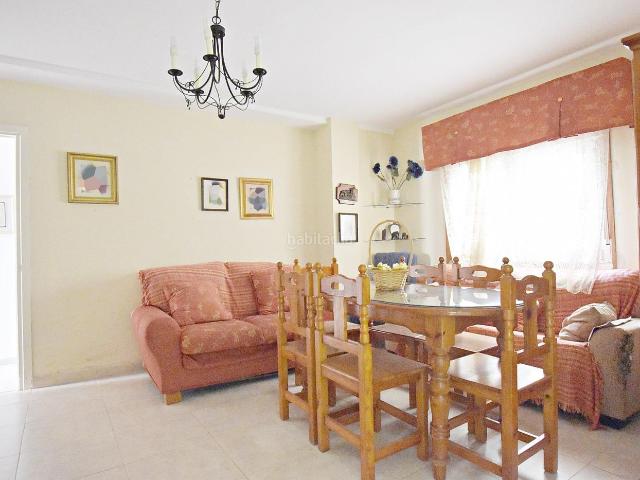 Piso en venta en Sanlúcar de Barrameda, V Centenario Piletas Capuchinos. Fantástico Piso de 3 dormitorios con patio de 40 m a un paso del centro y de la playa por 254.900. Pisos Sanlúcar de.