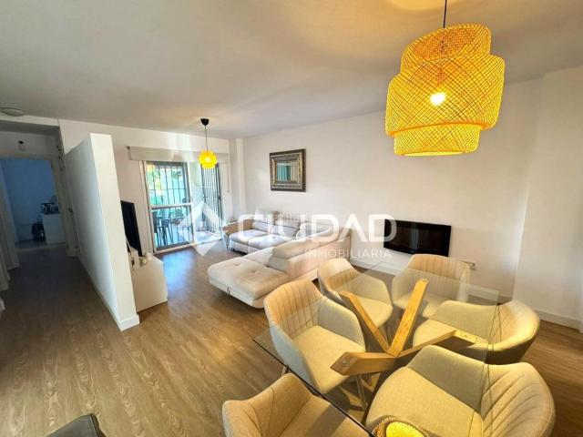 Piso en venta en Sanlúcar de Barrameda, Martín Miguel. Piso con amplio patio en Martín Miguel. Pisos Sanlúcar de.