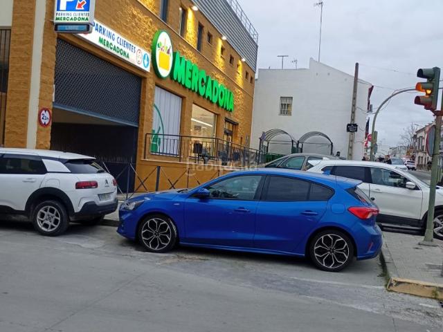 Piso en venta en Sanlúcar la Mayor. Pisos Sanlúcar la.