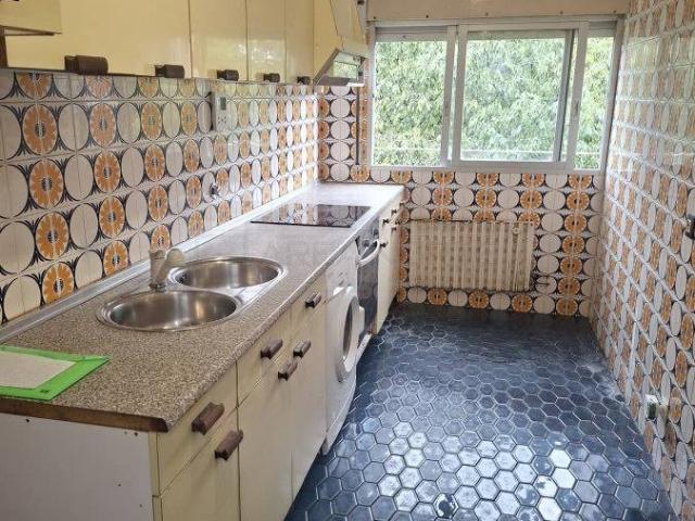 Piso en Venta en Sansomendi