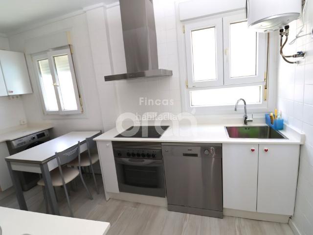 Piso en venta en Santurtzi, Villar San Juan La Magdalena. REFORMADO MUY LUMINOSO EXTERIOR VISTAS AL MAR SIN ASCENSOR. Pisos.