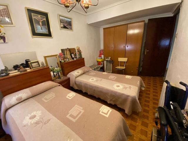 Piso en venta en Santurtzi, Centro. PISO EXTERIOR VIÑAS. Pisos.