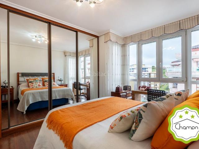 Piso en venta en Santurtzi, Kabiezes. Última planta, con garaje y trastero de acceso directo!. Pisos.