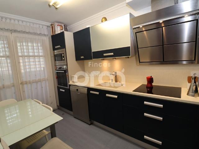 Piso en venta en Santurtzi, La Txitxarra Murrieta Parke Santurtzi. Dos Dormitorios, Dos Baños, Exterior, Garaje directo y Trastero. Pisos.