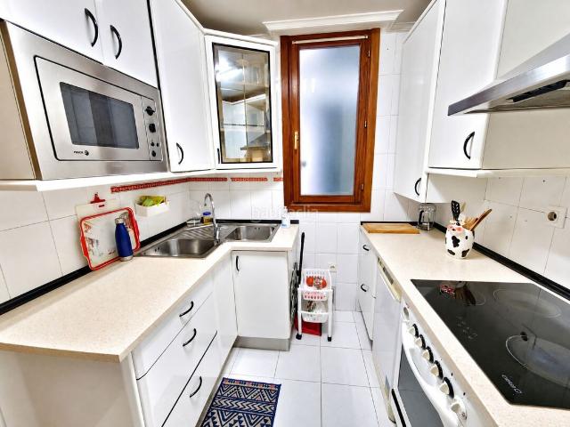 Piso en venta en Santurtzi, Larrea San Juan de Dios Peñota. Pisos.