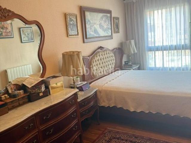Piso en venta en Santurtzi, Larrea San Juan de Dios Peñota. Vivienda exterior en el centro de Santurtzi. Pisos.