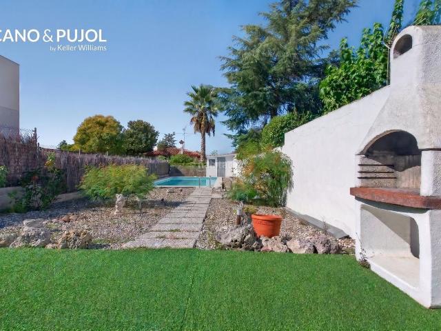 Piso en venta en Sant Cugat del Vallès, Arxiu. Vivienda con jardín y piscina privada. Pisos Sant Cugat del.