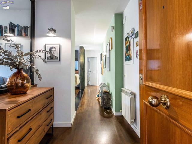 Piso en venta en Sant Cugat del Vallès, Sant Domènec. PROPIEDAD EN EXCLUSIVA! ESPECTACULAR BAJOS CON TERRAZA DE 170 M2. PARC CENTRAL. Pisos Sant Cugat del.