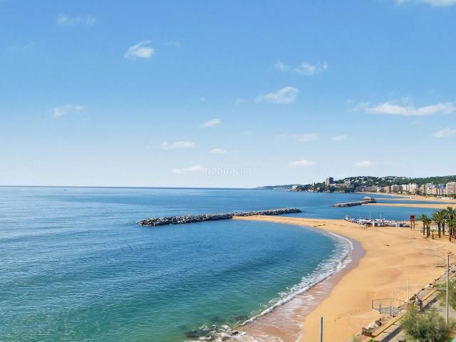 Piso en venta en Sant Antoni de Calonge, Sant Antoni Costa Brava. Piso en venta en Sant Antoni de Calonge con 1 habitación y terraza, en primera línea de playa, con terraza y licencia turística, G.