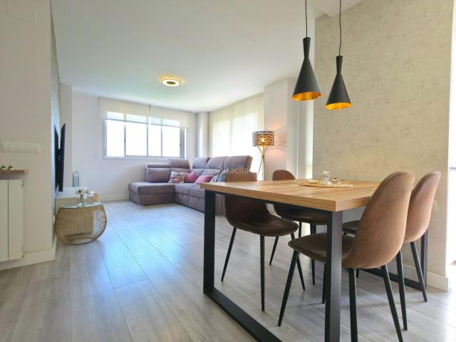 Piso en venta en Sant Andreu de la Barca. RED LOVELY ALTO, IMPECABLE, PARKING Y PISCINA. Pisos Sant Andreu de la.