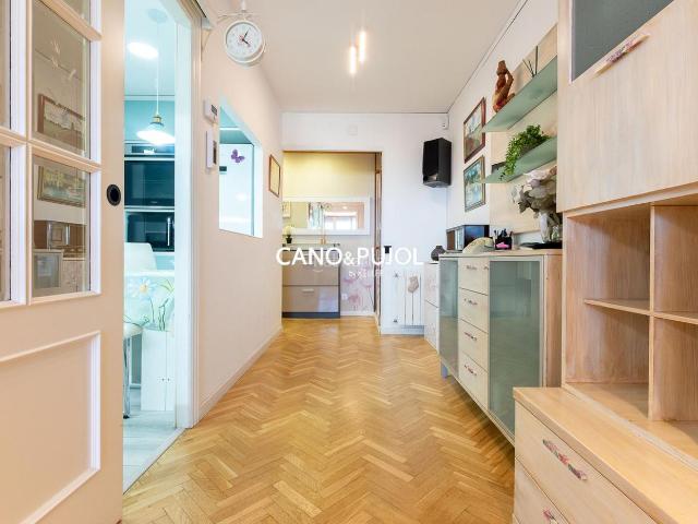 Piso en venta en Sant Adrià de Besòs, Sant Adrià Nord. SOBREATICO S. ADRIA BESOS. Pisos Sant Adrià de.