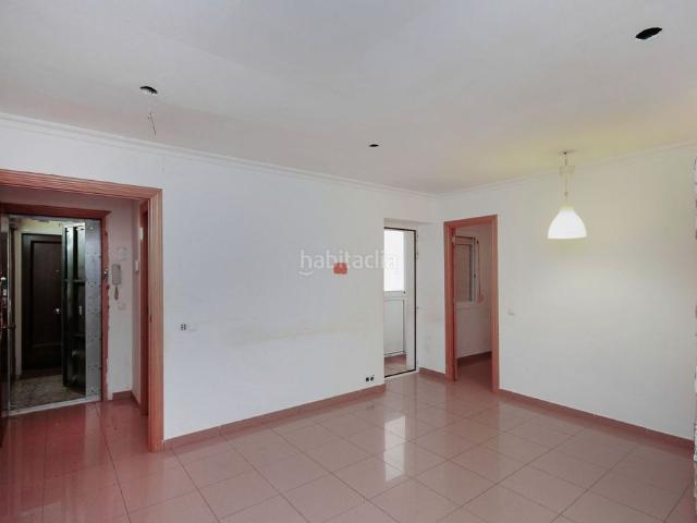 Piso en venta en Sant Boi de Llobregat, Marianao. Solvia Inmobiliaria Piso Sant Boi de Llobregat. Pisos Sant Boi de.