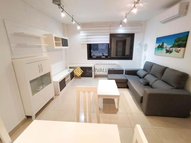 Piso en venta en Sant Esteve de Palautordera. Planta baja en venta en el centro de Sant Esteve de Palautordera. La vivienda dispone de un amplio salóncomedor, cocina abierta al. Pisos Sant Esteve de.