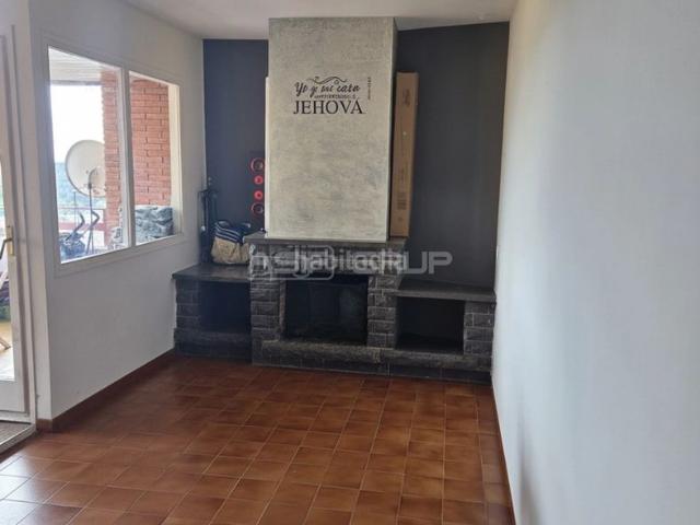 Piso en venta en Sant Feliu de Codines. Amplio piso de 3 habitaciones en Sant Feliu de Codines. Pisos Sant Feliu de.