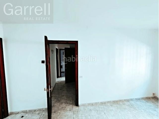 Piso en venta en Sant Feliu de Codines. Este apartamento de 2 cuartos, ubicado en Sant Feliu de Codines, ofrece un ambiente residencial confortable con excelente accesibi. Pisos Sant Feliu de.