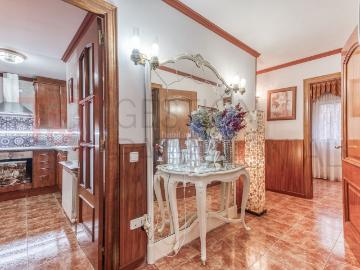 Piso en venta en Sant Feliu de Codines. Planta baja con terraza y entorno natural. Pisos Sant Feliu de.