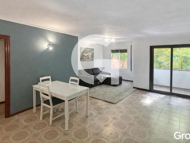 Piso en venta en Sant Feliu de Llobregat, Centre Can Nadal. PISO LUMINOSO CON BALCÓN. Pisos Sant Feliu de.