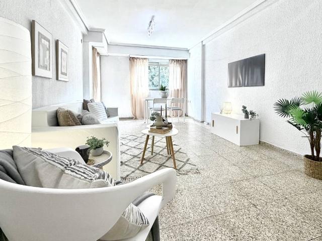 Piso en Venta en Sant Isidre
