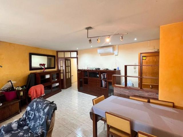 Piso en venta en Sant Joan de Moró. Piso en Calle de San Miguel 98. Pisos Sant Joan de.