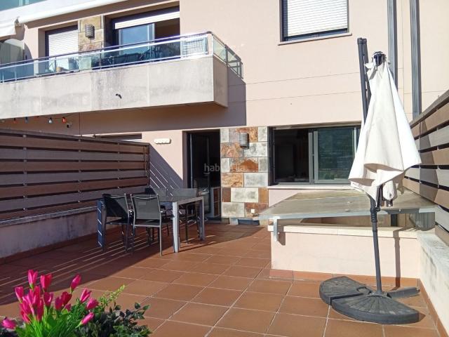 Piso en venta en Sant Joan les Fonts. Pis de 3 habitacions amb gran terrassa i acabats de màxima qualitat. Pisos Sant Joan les.
