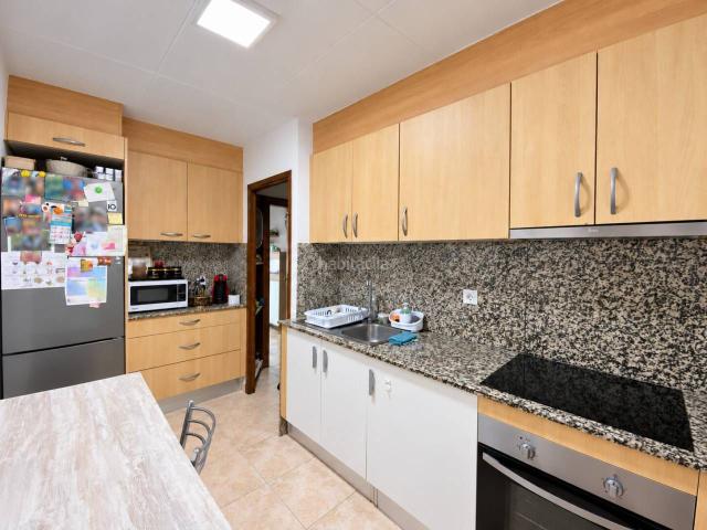Piso en venta en Sant Joan les Fonts. Piso en venta en Sant Joan Les Fonts. Pisos Sant Joan les.